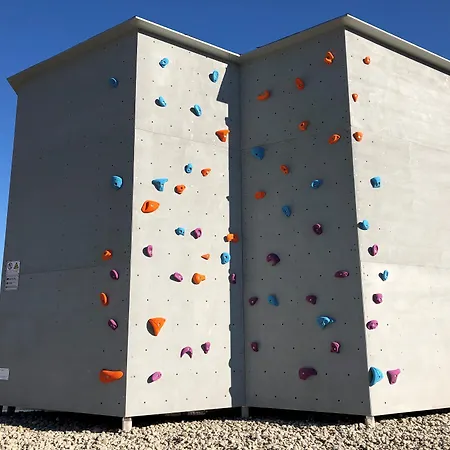 فندق Coucou & Kuckucks-stube