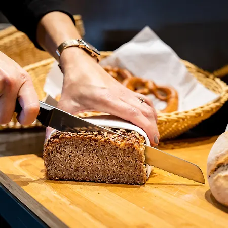 Coucou & Kuckucks-stube تيتيسي نيوستادت