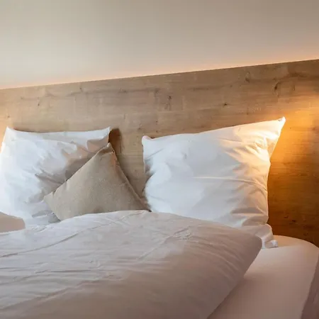 فندق Coucou & Kuckucks-stube