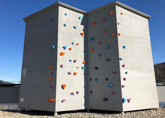 ホテル Coucou & Kuckucks-stube