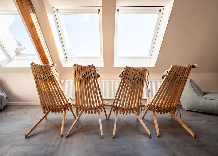 فندق Coucou & Kuckucks-stube تيتيسي نيوستادت