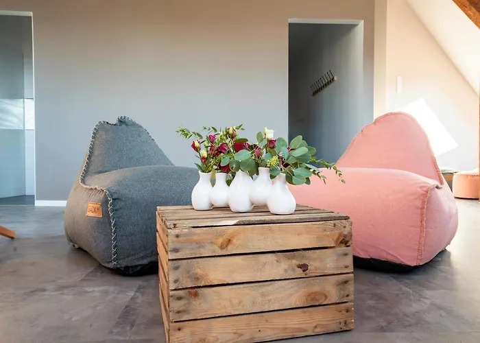 Coucou & Kuckucks-stube ティティゼー・ノイシュタット