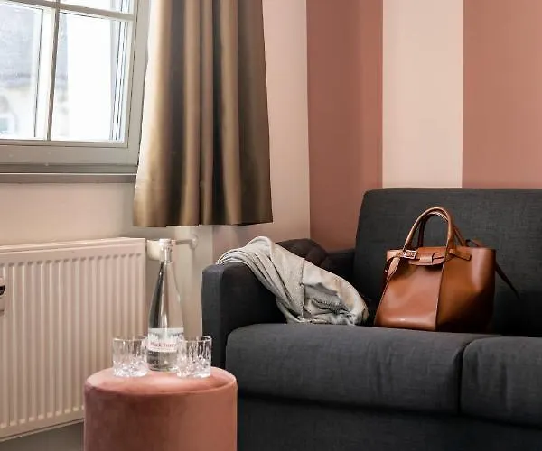 Coucou & Kuckucks-stube מלון 4*