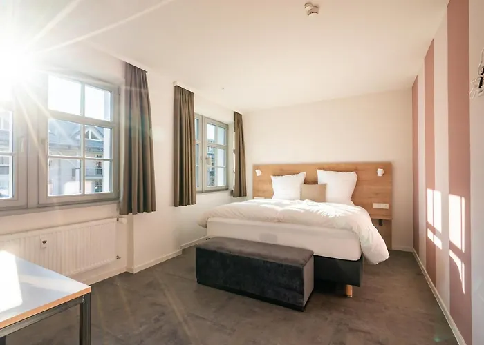 מלון Coucou & Kuckucks-stube טיטיזי-נוישטאדט