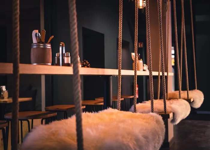 מלון Coucou & Kuckucks-stube 4*