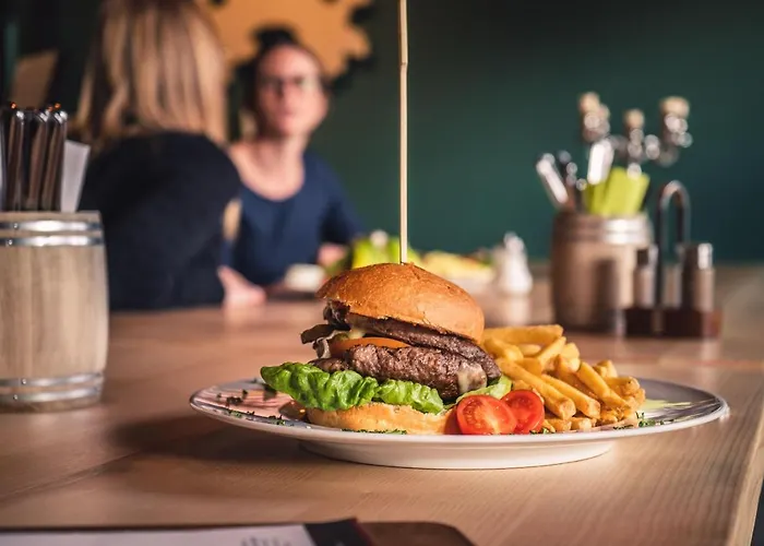 ホテル Coucou & Kuckucks-stube 4*