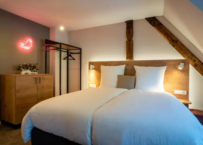 Hotel Coucou & Kuckucks-stube