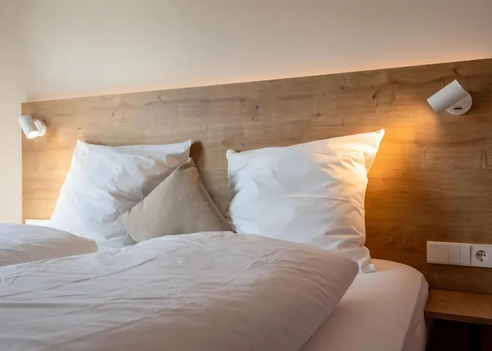 מלון Coucou & Kuckucks-stube